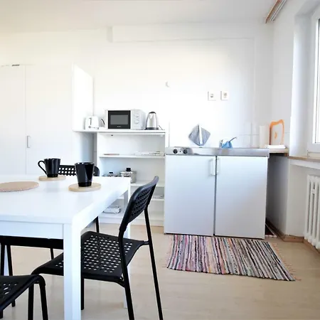 Studioapartment With Parking Space Near University 公寓
