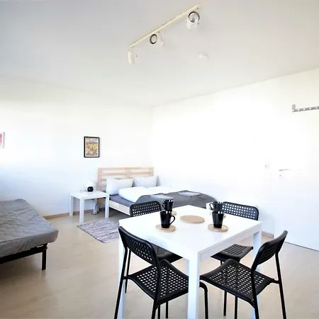 Studioapartment With Parking Space Near University 公寓 Gerbrunn