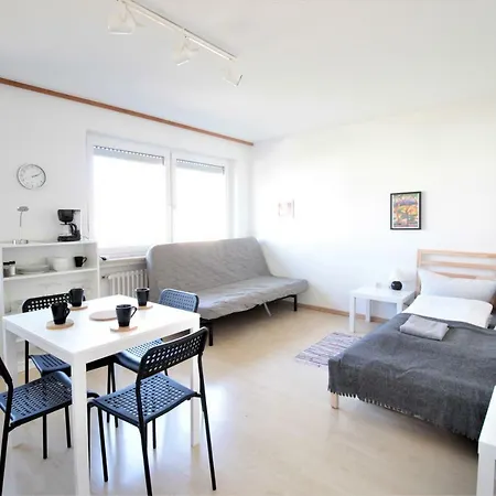 Studioapartment With Parking Space Near University 公寓 Gerbrunn