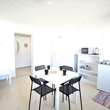 公寓 Studioapartment With Parking Space Near University